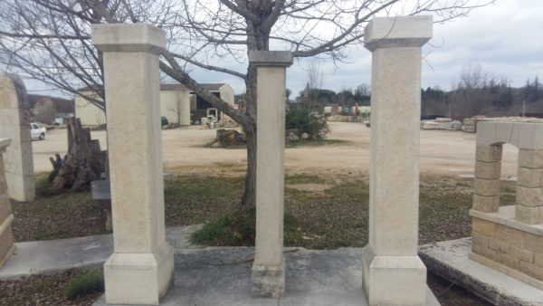Piliers de portail en pierre du Quercy — Eusebio Pinto, tailleur de pierre dans le Lot