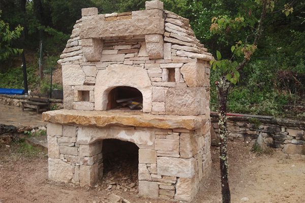 Tradition en pierre du Quercy — Eusebio Pinto, tailleur de pierre dans le Lot
